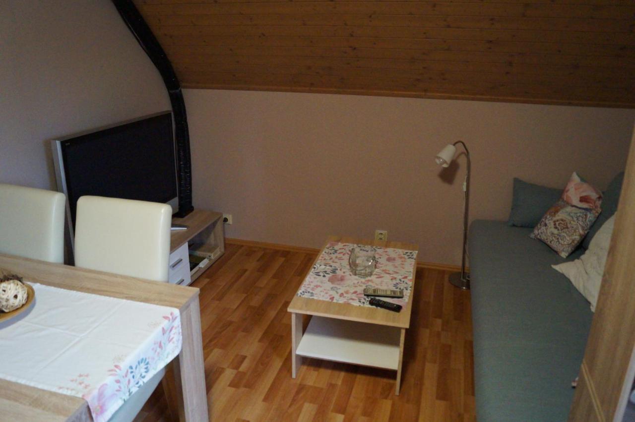 Ubytovani Januv Kout Turnov Exterior foto
